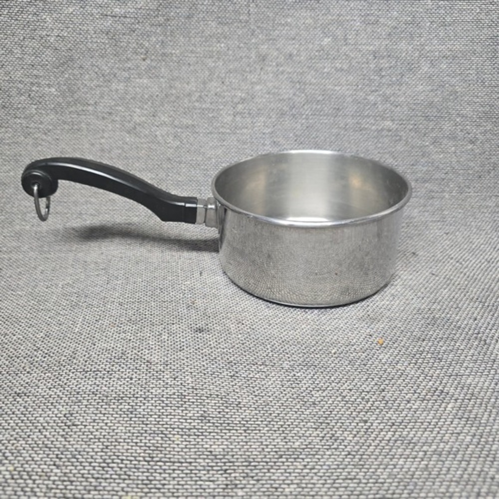 Farberware 1 QT Saucepan 18/10 Stainless Steel Pot T00097 Black Handle Silver